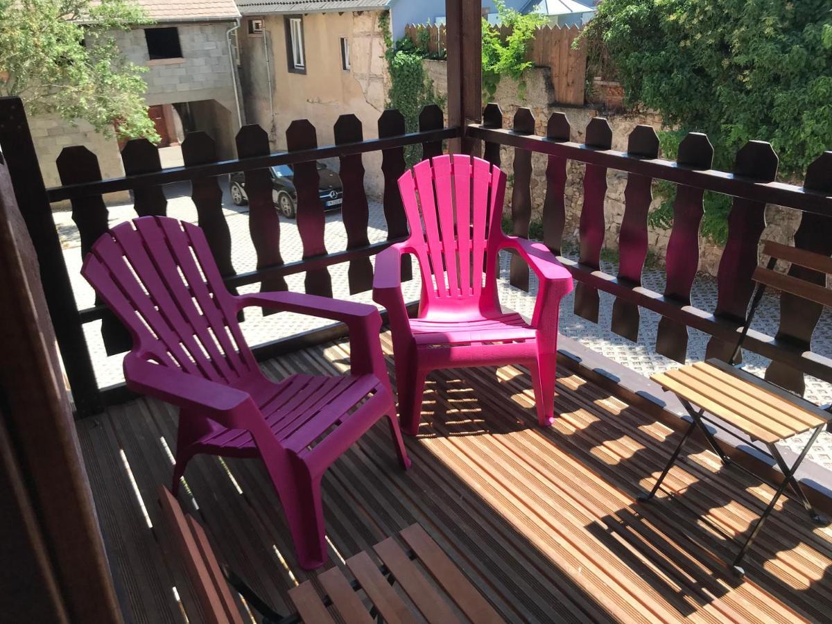 Doux Refuge Avec Terrasse Parking Gratuit Apartment Beblenheim Exterior photo